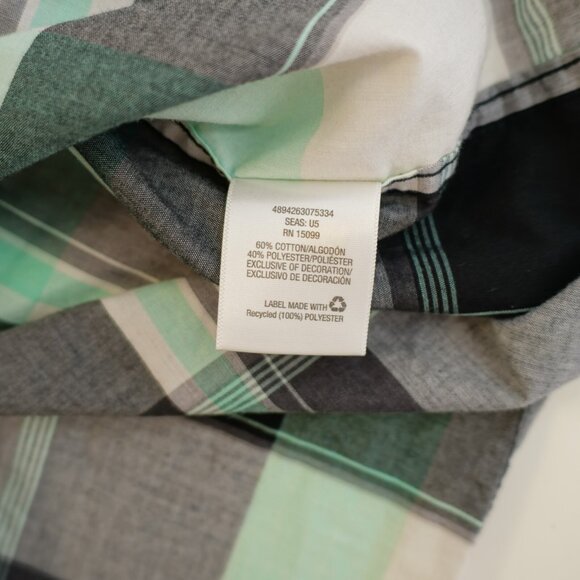 DAMAGED Amplify Black White Gray Plaid Small Button Front Dress Shirt Short Slee - Picture 12 of 12